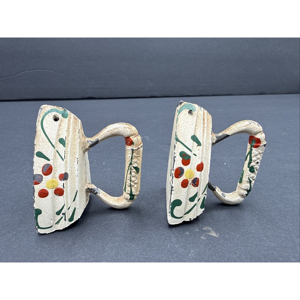 VTG Cast Iron Hand Painted Miniature Flat Irons Salt and Pepper Shakers